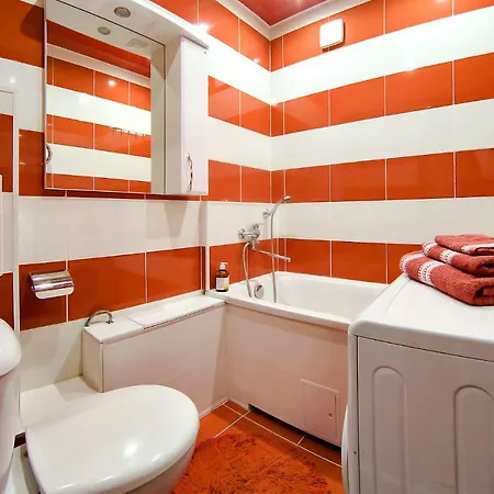 2-Х Комнатная Квартира, Метро Партизанская Apartment Minsk